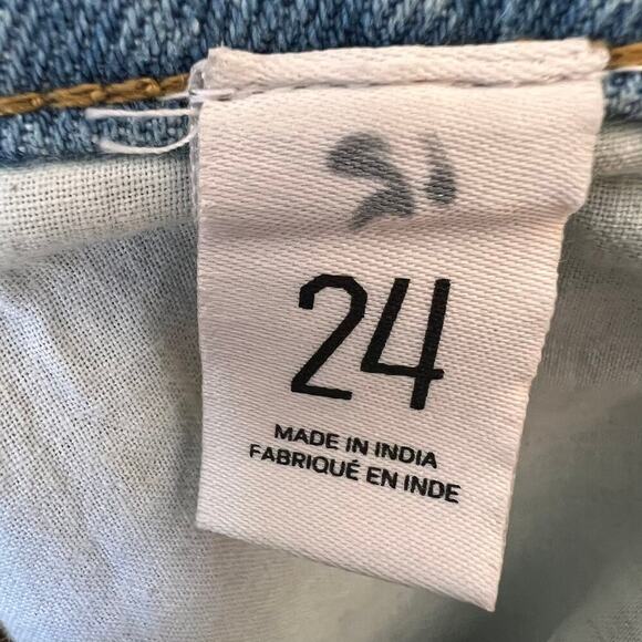 Urban Outfitters BDG Jeans Womens Size 24 Patchwork Flare Indigo Raw Hem Funky - Picture 14 of 16